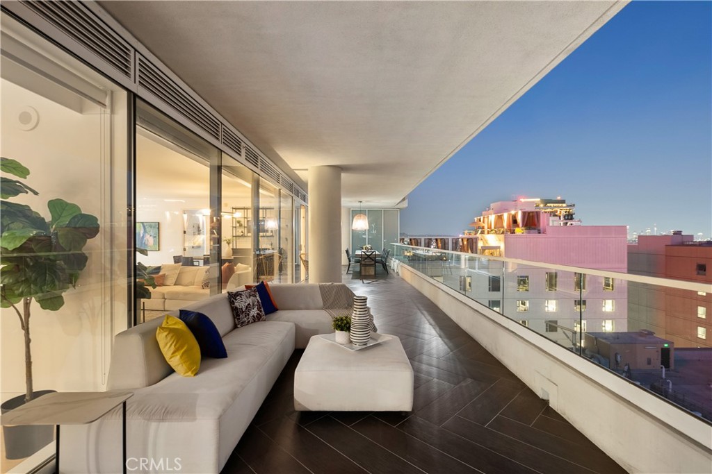 6250 Hollywood Boulevard 14F