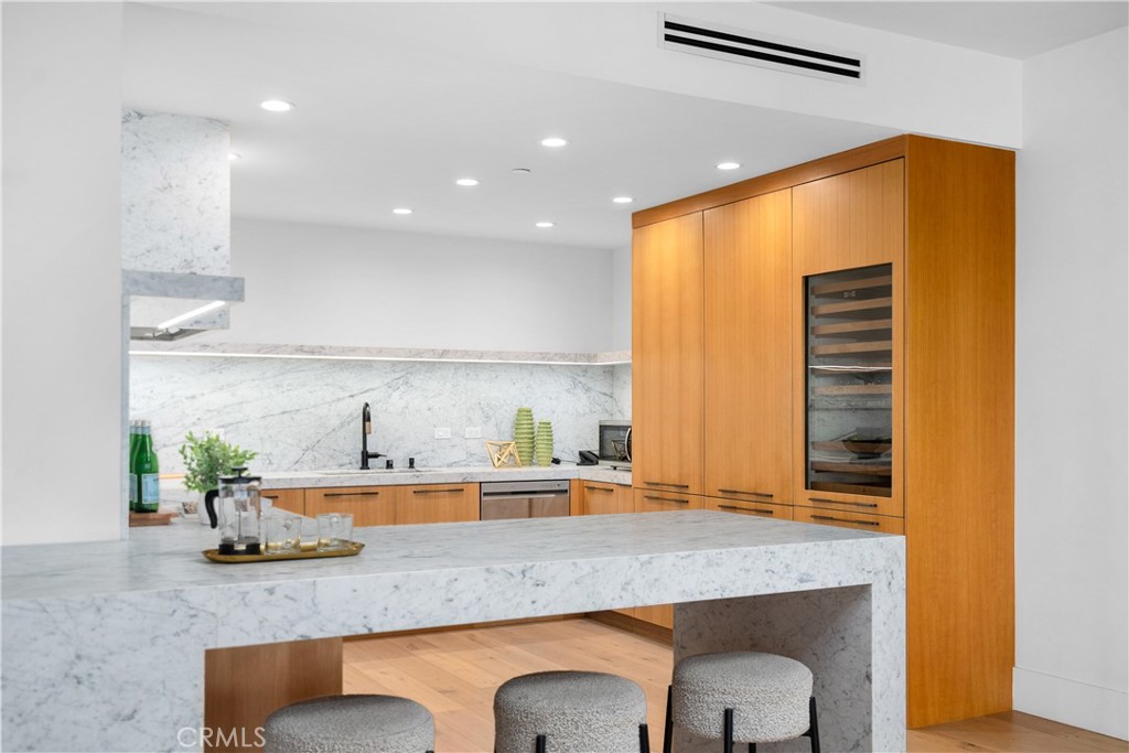 6250 Hollywood Boulevard 14F