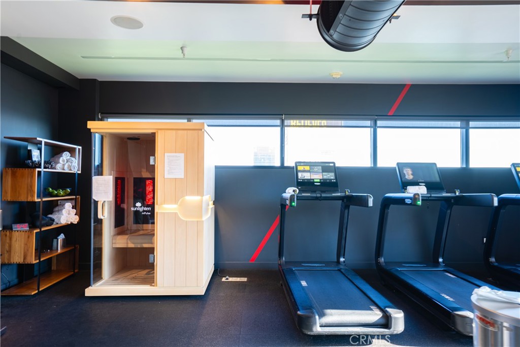 6250 Hollywood Boulevard 14F