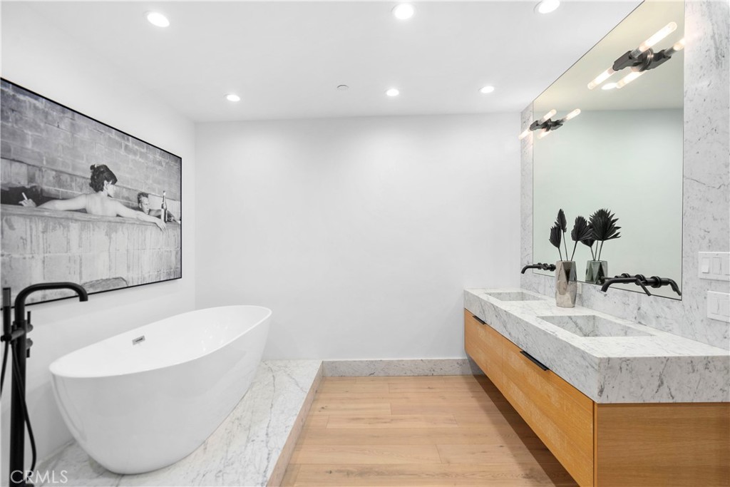 6250 Hollywood Boulevard 14F