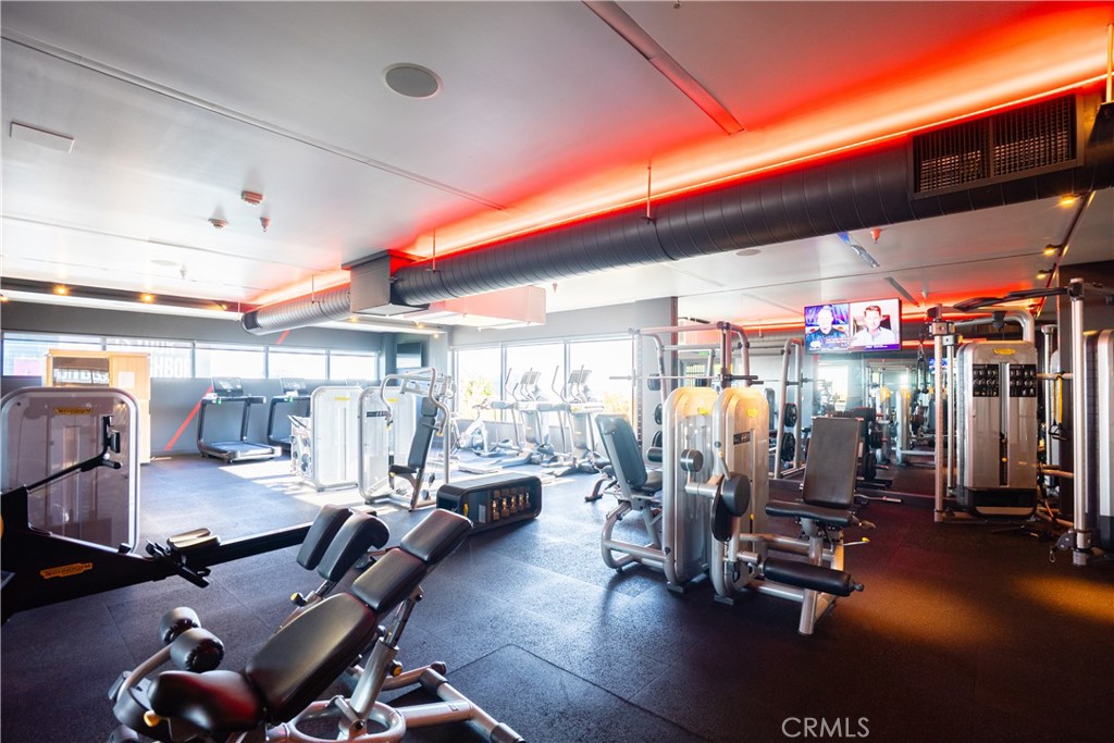 6250 Hollywood Boulevard 14F