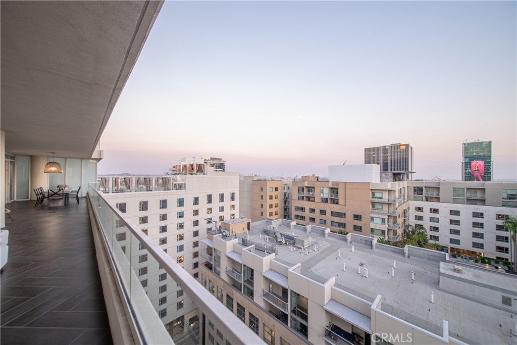 6250 Hollywood Boulevard 14F