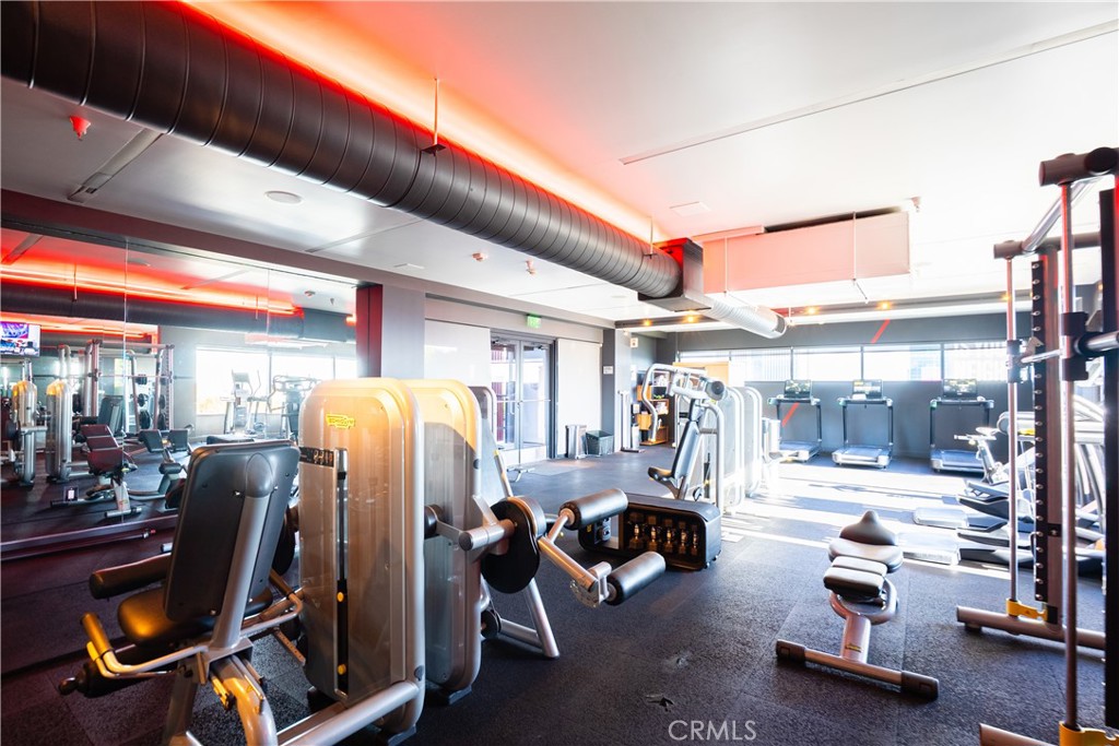 6250 Hollywood Boulevard 14F