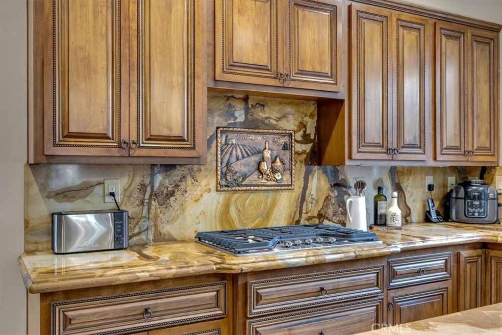 28381 Camino La Ronda