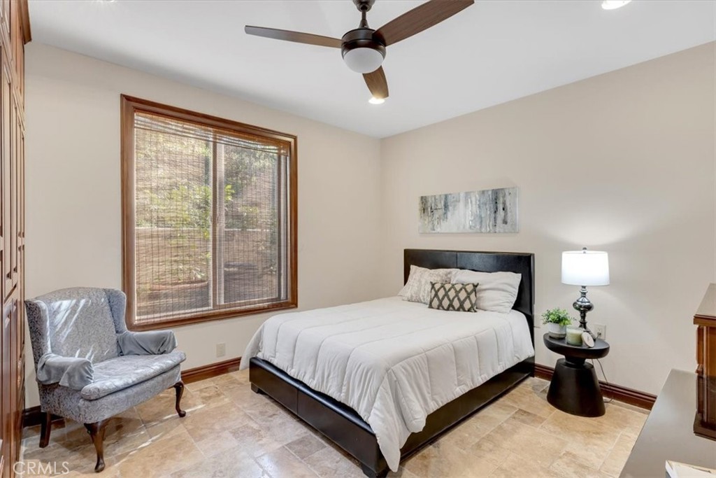 28381 Camino La Ronda