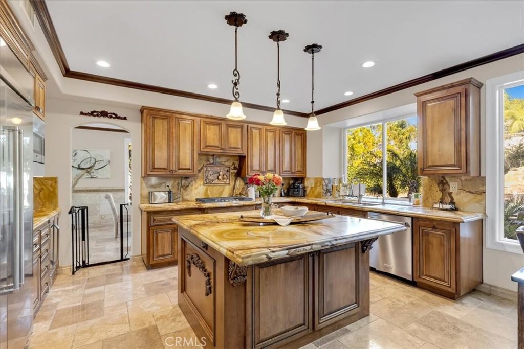 28381 Camino La Ronda