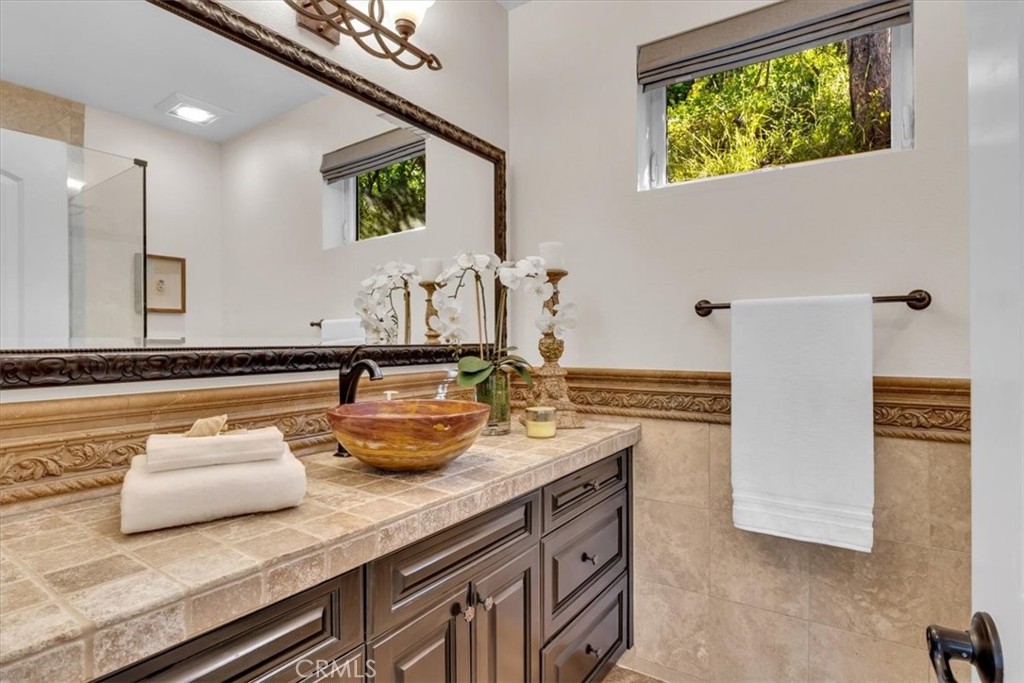 28381 Camino La Ronda