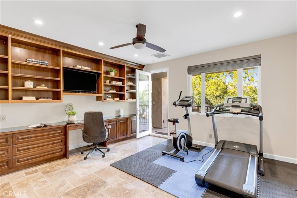 28381 Camino La Ronda