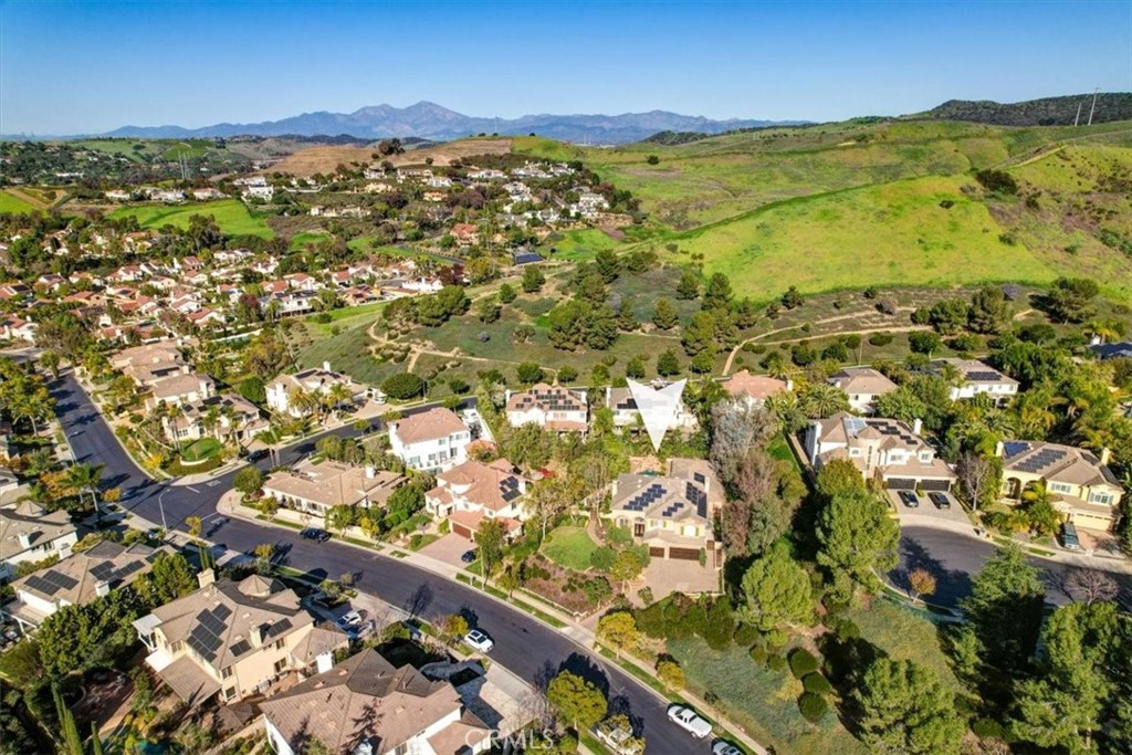 28381 Camino La Ronda