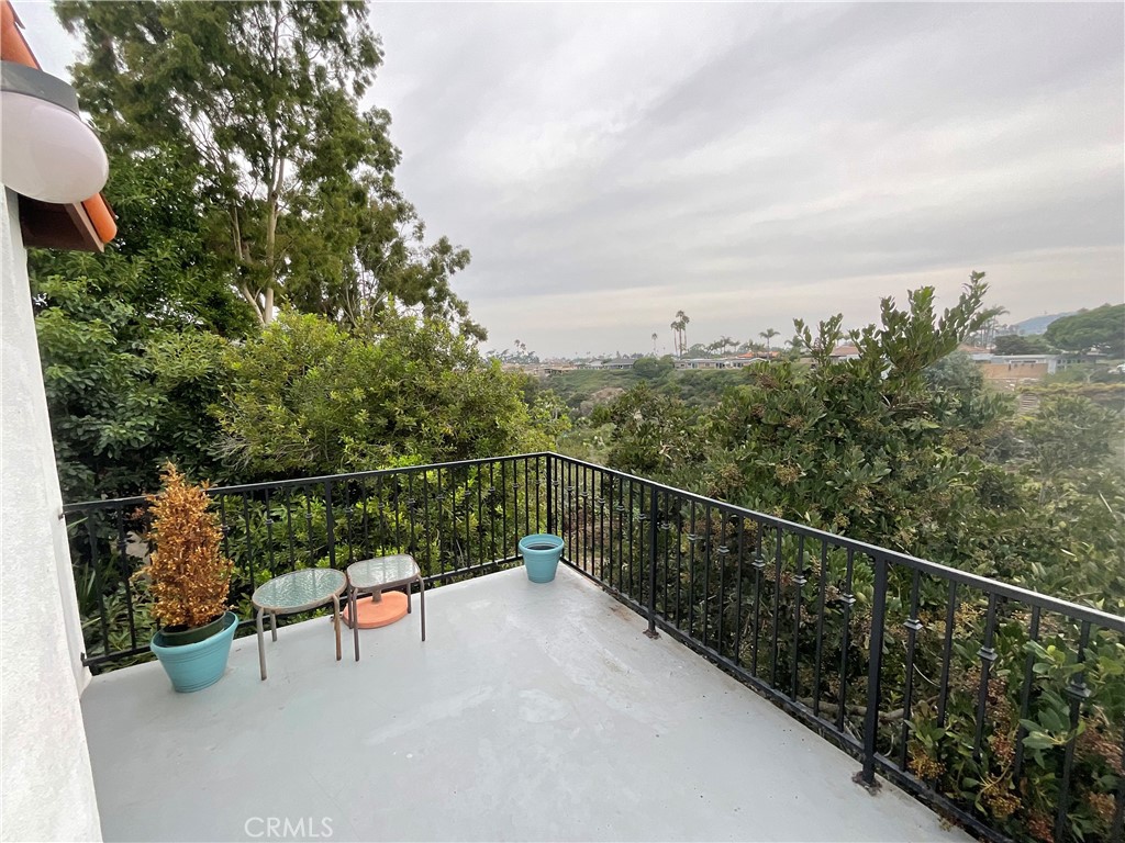 238 Unit A Avenida Montalvo A