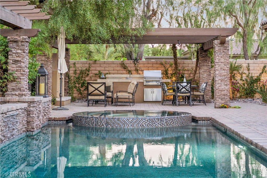 78494 Blackstone Court