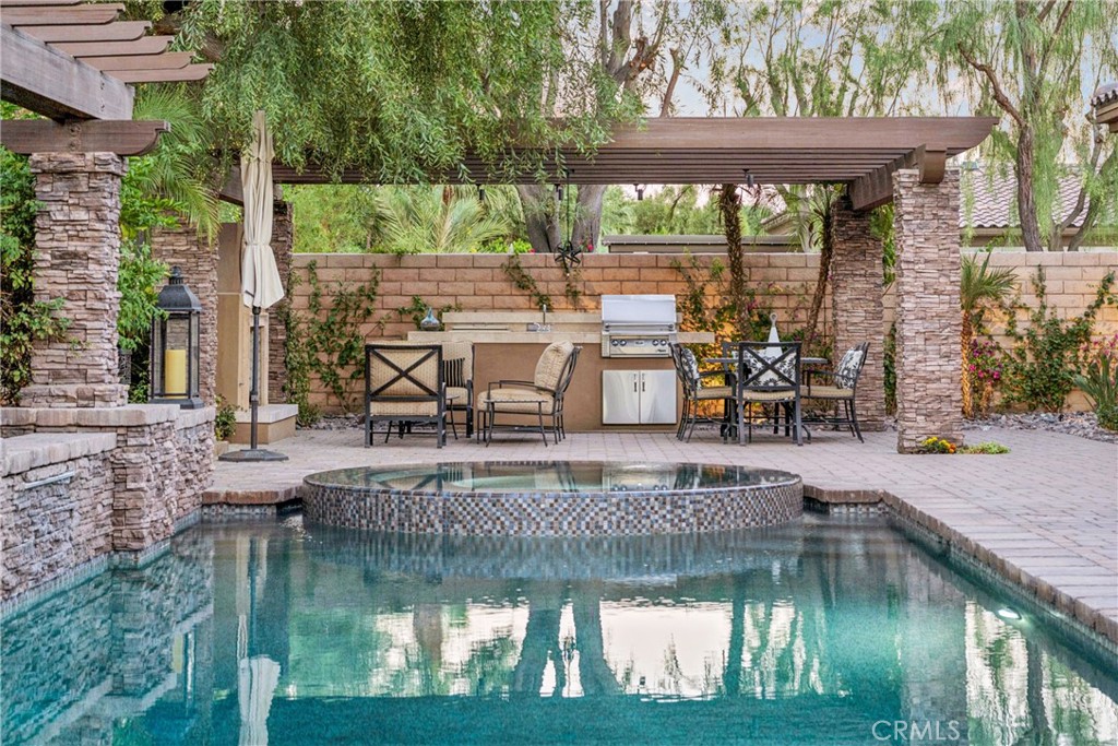 78494 Blackstone Court