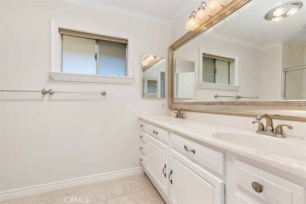 27151 Via Chicuelina