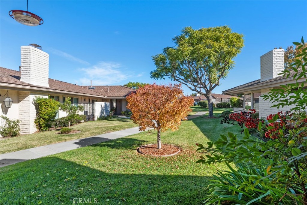 27151 Via Chicuelina