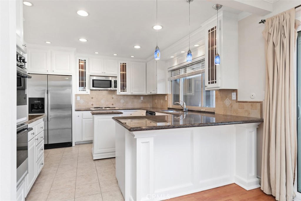 27151 Via Chicuelina