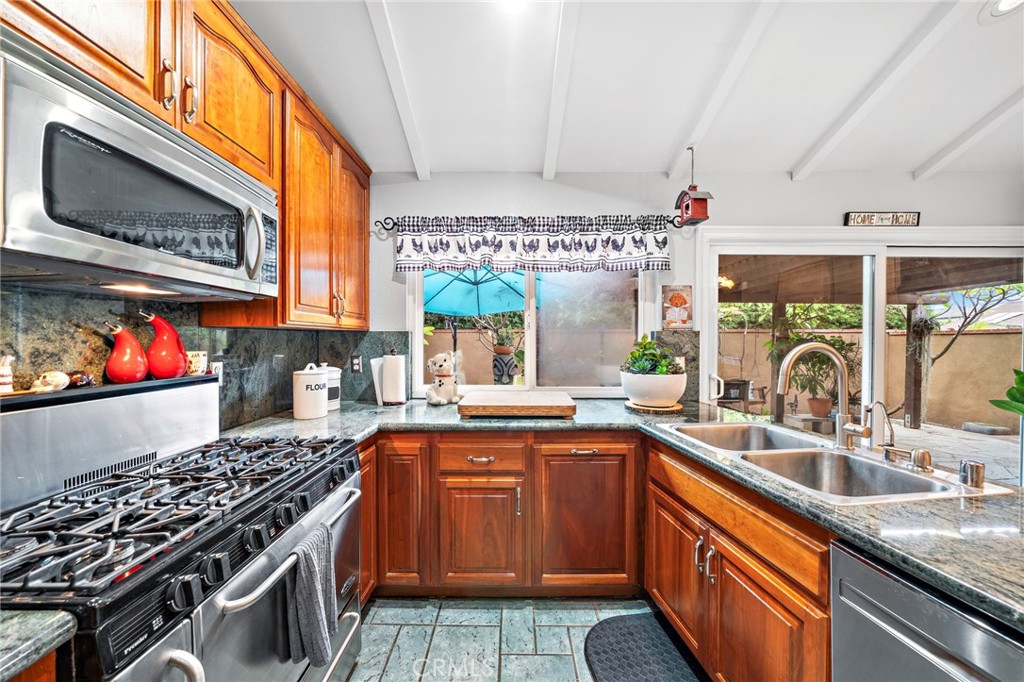 17349 Los Amigos Circle