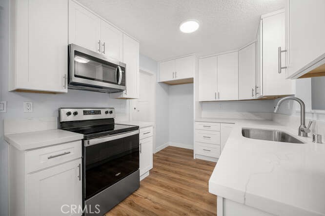 3328 California Avenue