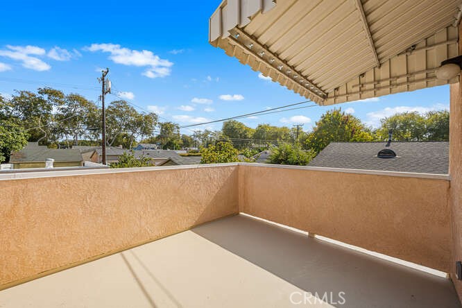 3328 California Avenue