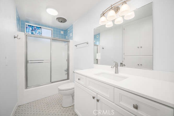 3328 California Avenue