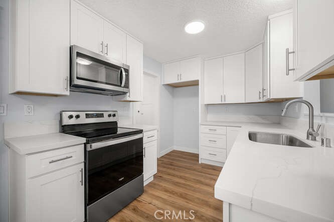 3328 California Avenue