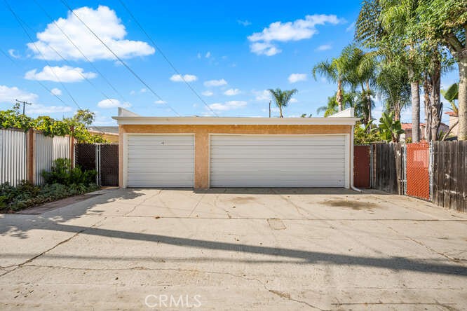 3328 California Avenue