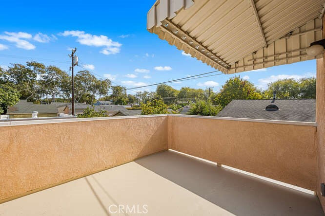 3328 California Avenue