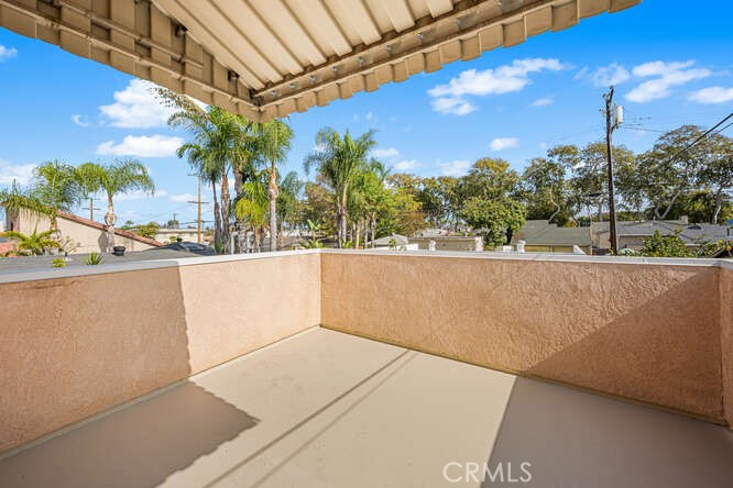 3328 California Avenue