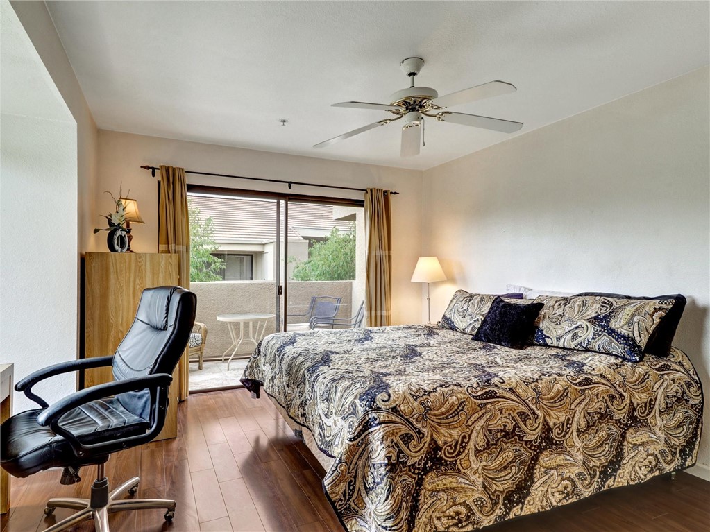 222 N Calle El Segundo 565