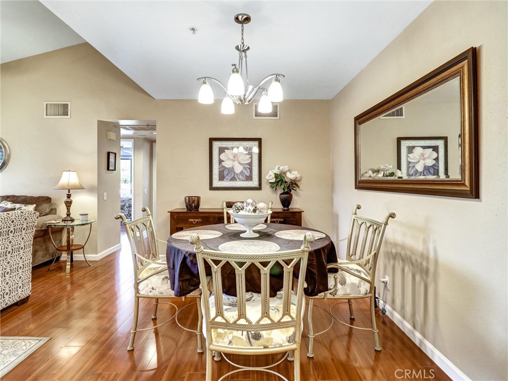 222 N Calle El Segundo 565