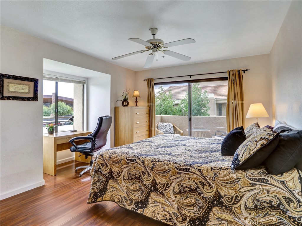 222 N Calle El Segundo 565