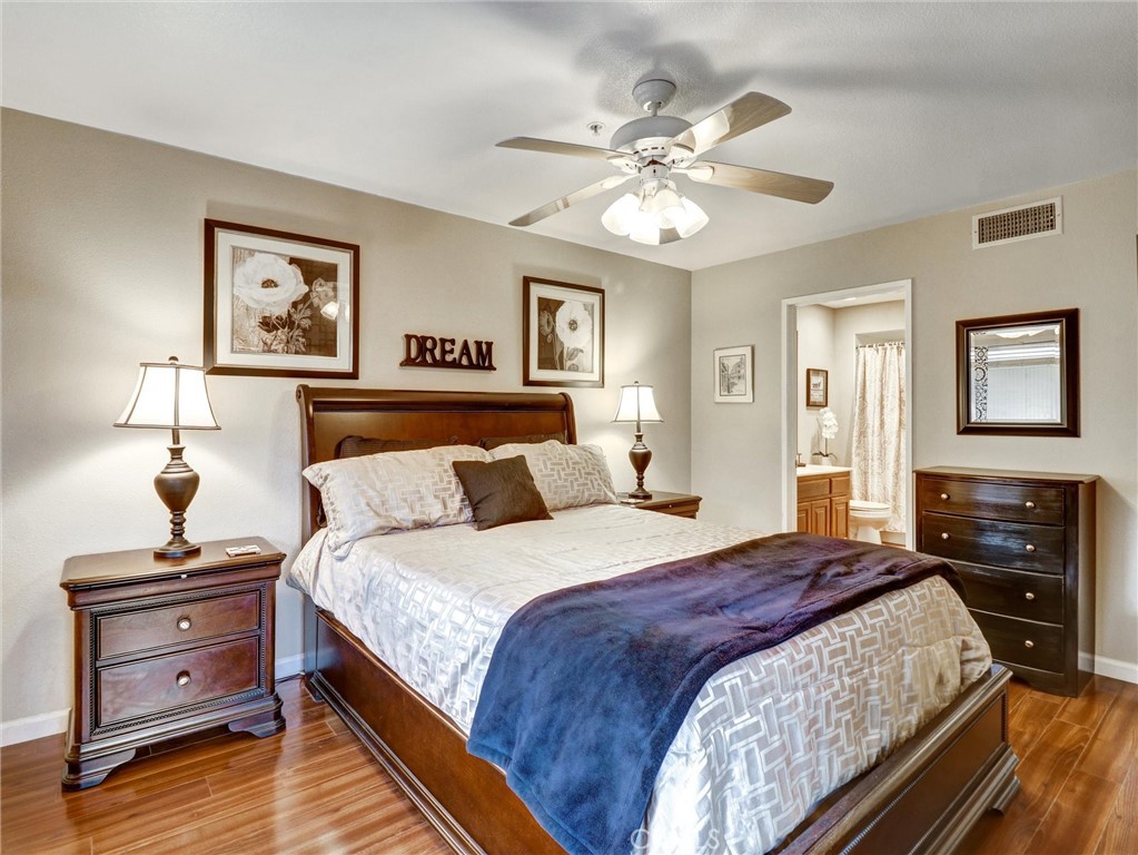 222 N Calle El Segundo 565