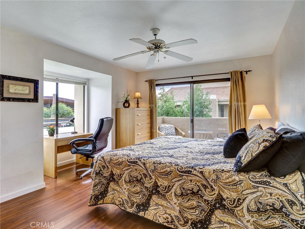 222 N Calle El Segundo 565