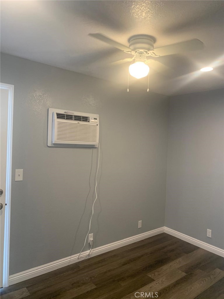 8411 Meadowlark Ln B