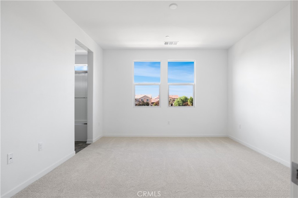 2571 Cloudview Privado