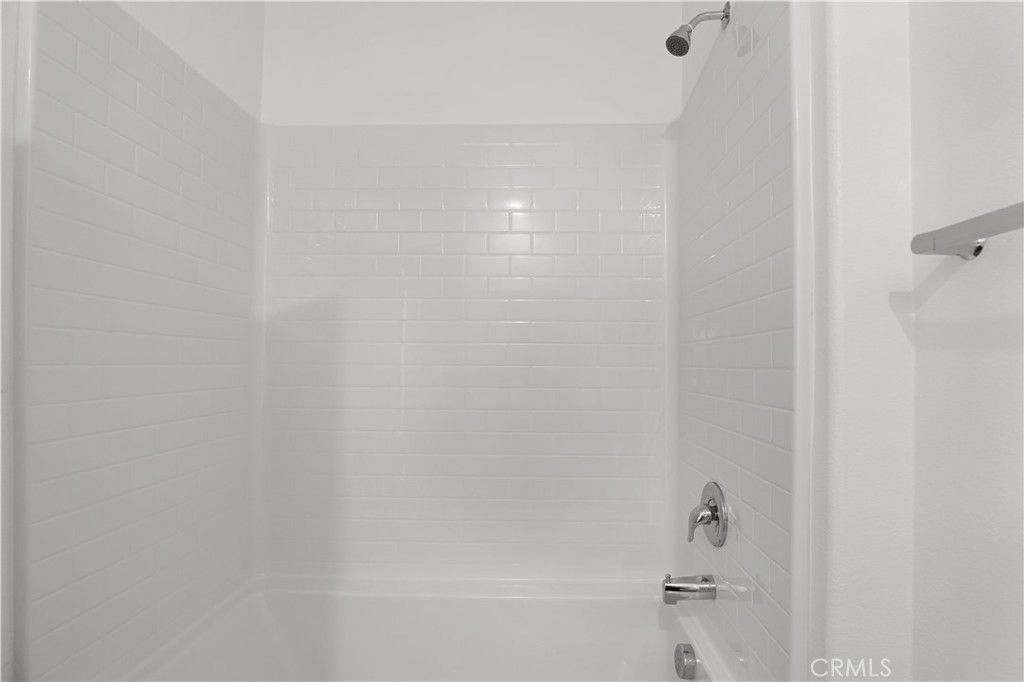 2571 Cloudview Privado