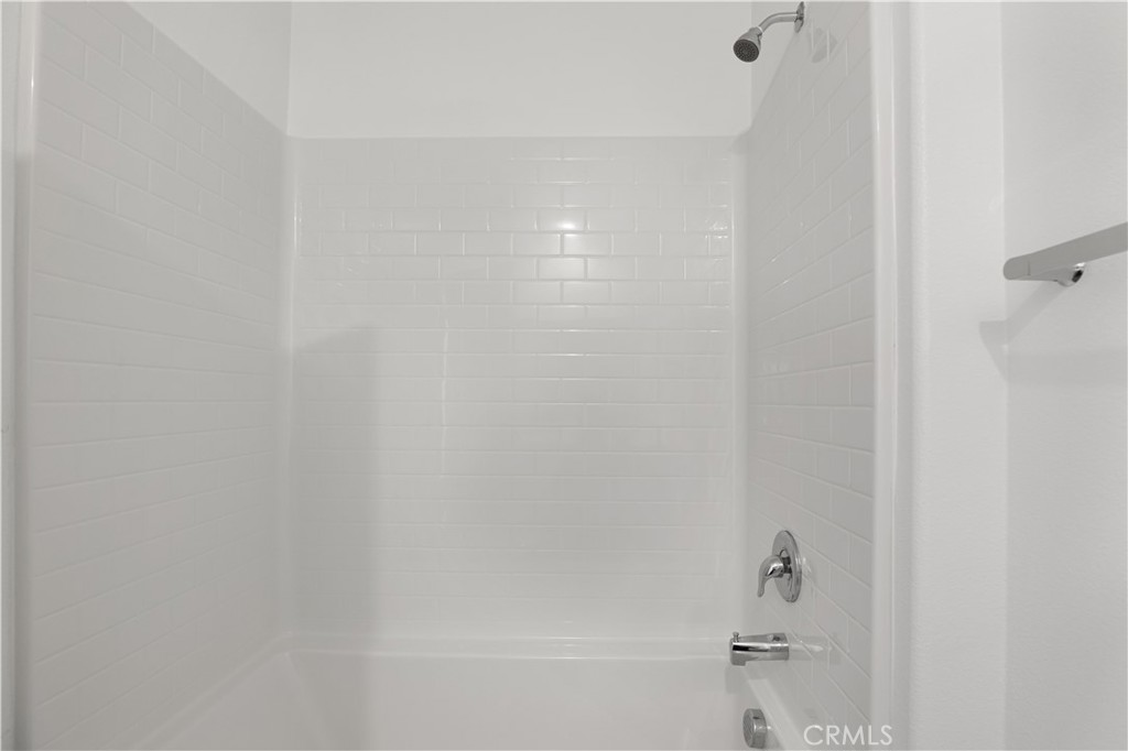 2571 Cloudview Privado