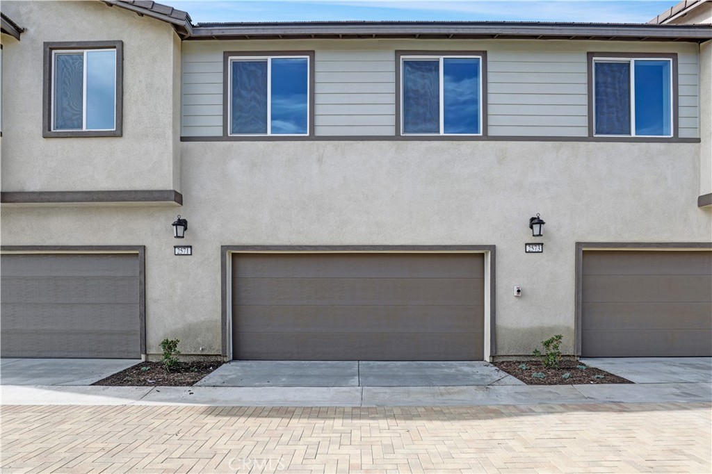 2571 Cloudview Privado