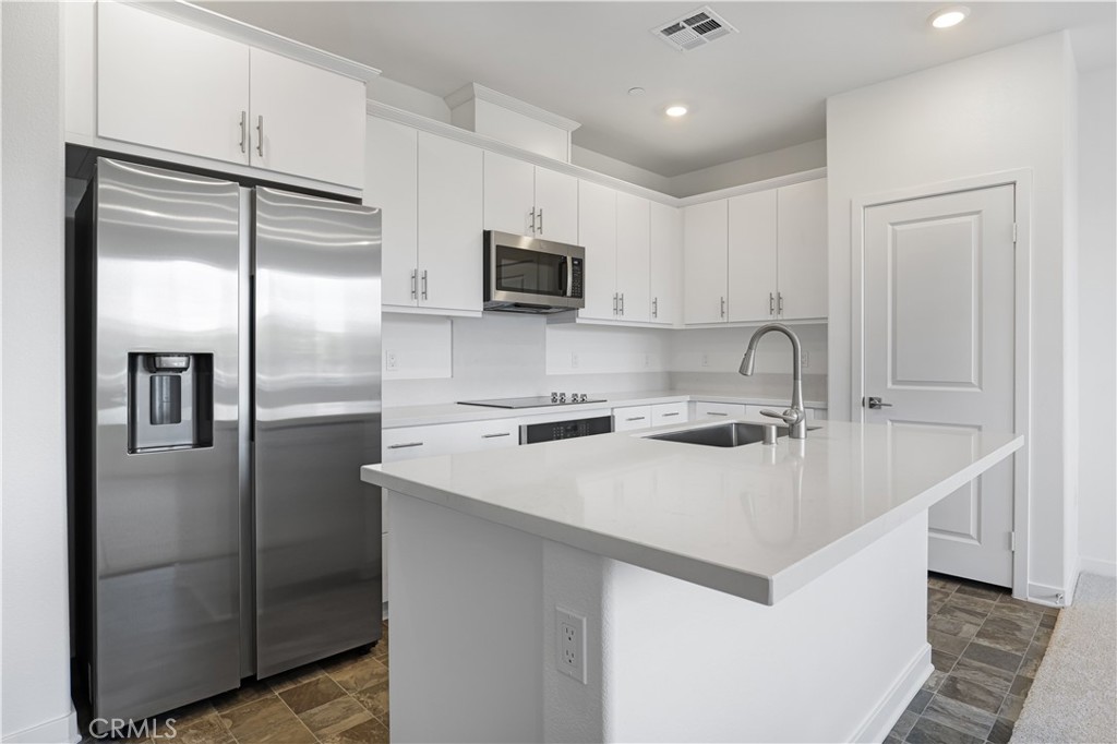 2571 Cloudview Privado