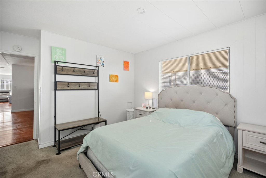 26000 Avenida Aeropuerto 12