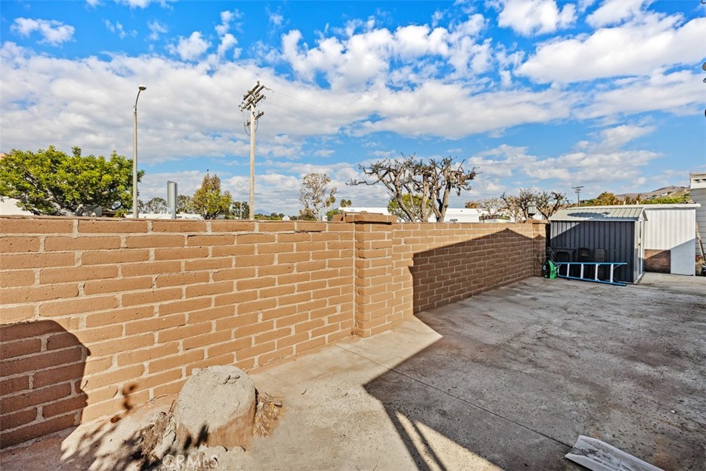 26000 Avenida Aeropuerto 12