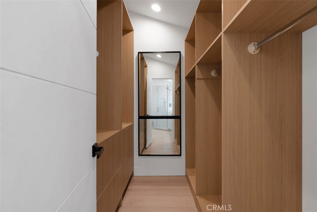 8167 8167 Dartmoor Drive