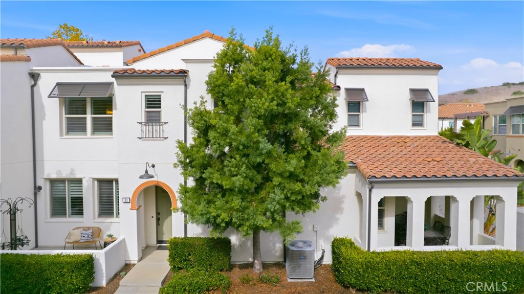 33 Hoya Street