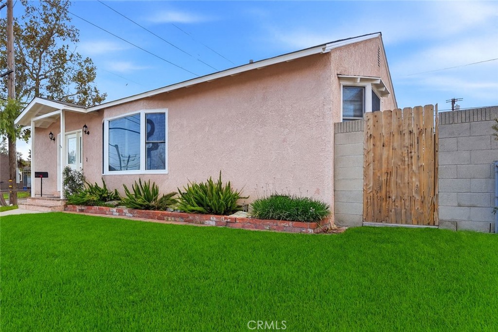 4703 Palo Verde Ave
