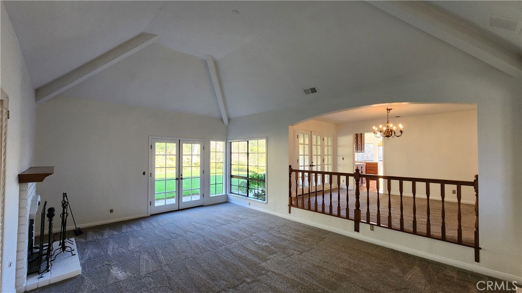 750 Avenida Acapulco