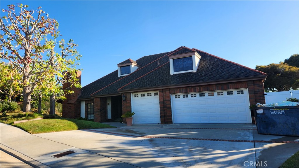 750 Avenida Acapulco