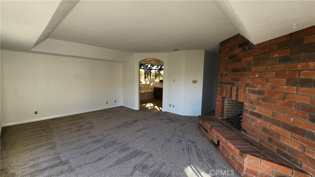 750 Avenida Acapulco