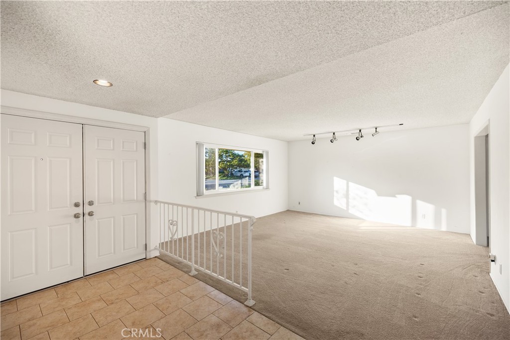 13402 Winthrope Street