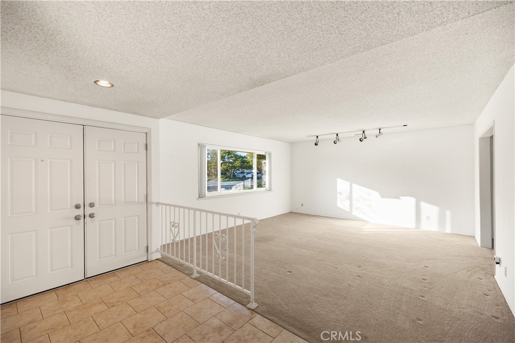 13402 Winthrope Street