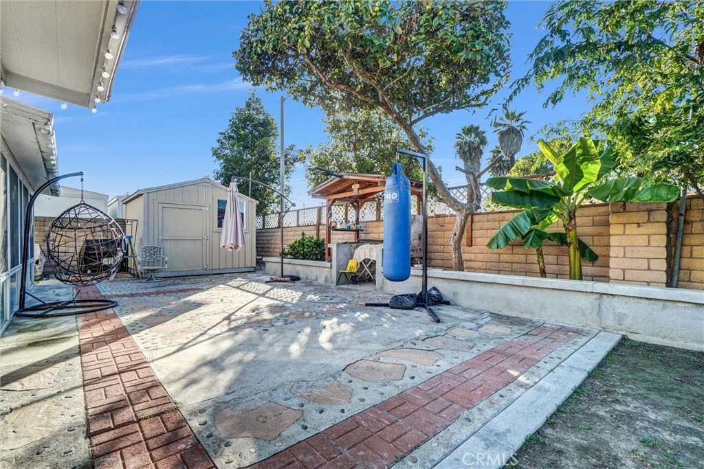 1341 S Pembrooke Lane