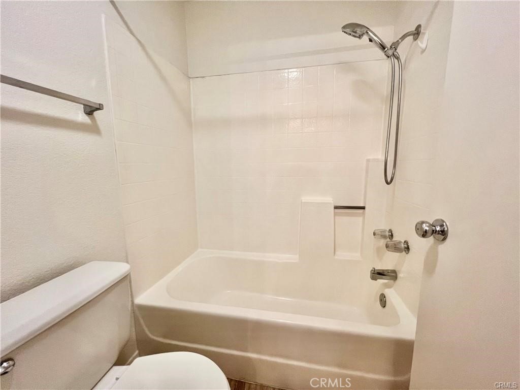 418 Villa Point Drive